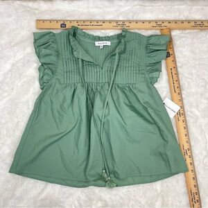 NWT pleated sleeve blouse boho peasant spring green summer comfort cottagecore